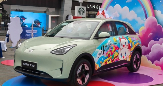 Cuộc đua xe điện giá rẻ tại Việt Nam ngày càng nóng lên, người dùng hưởng lợi